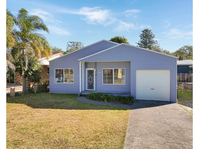 18 King George Street, Callala Beach NSW 2540