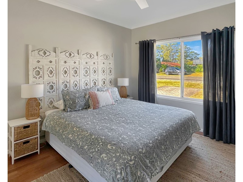 18 King George Street, Callala Beach NSW 2540