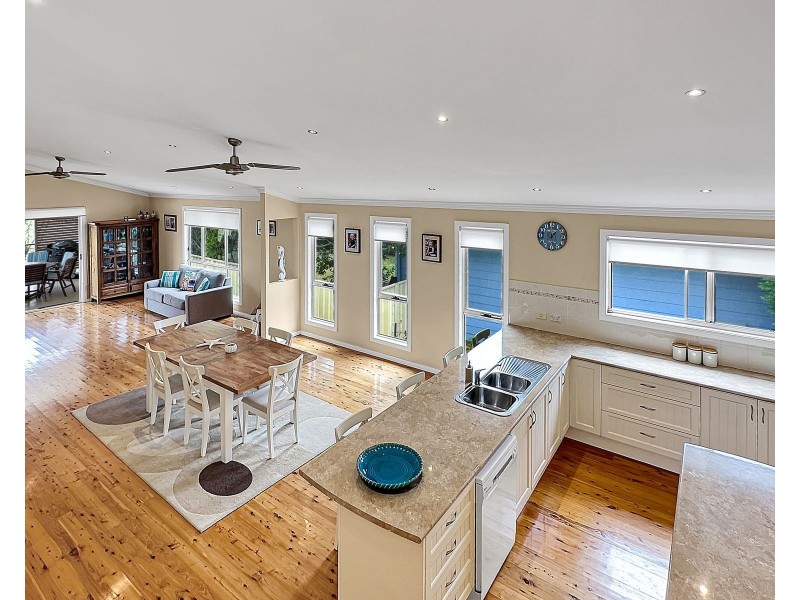 31 Lackersteen Street, Callala Bay NSW 2540