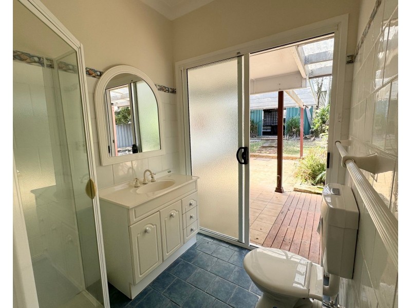4 Jervis Street, Currarong NSW 2540