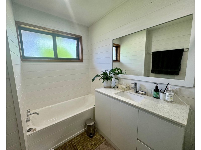 37 Brighton Parade, Culburra Beach NSW 2540