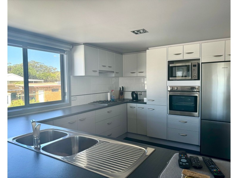 10 Merimbula Street, Currarong NSW 2540