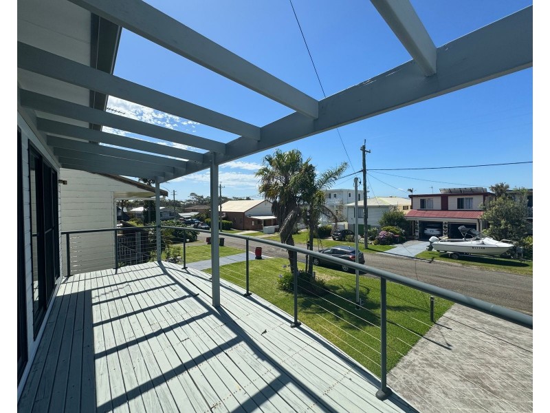 10 Merimbula Street, Currarong NSW 2540