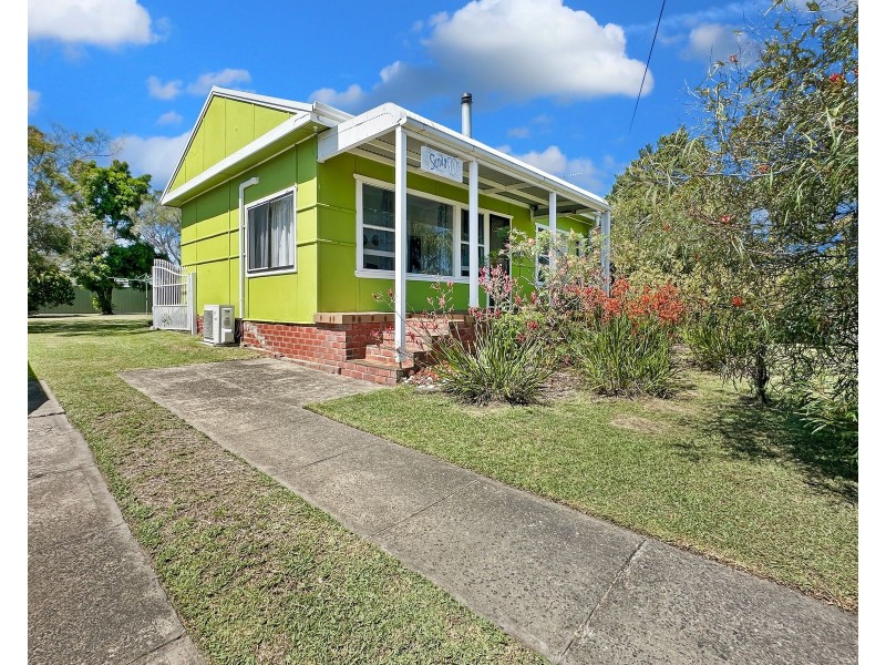 11 Lennox Road, Callala Beach NSW 2540