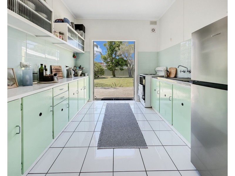 11 Lennox Road, Callala Beach NSW 2540