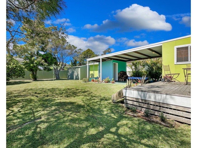 11 Lennox Road, Callala Beach NSW 2540