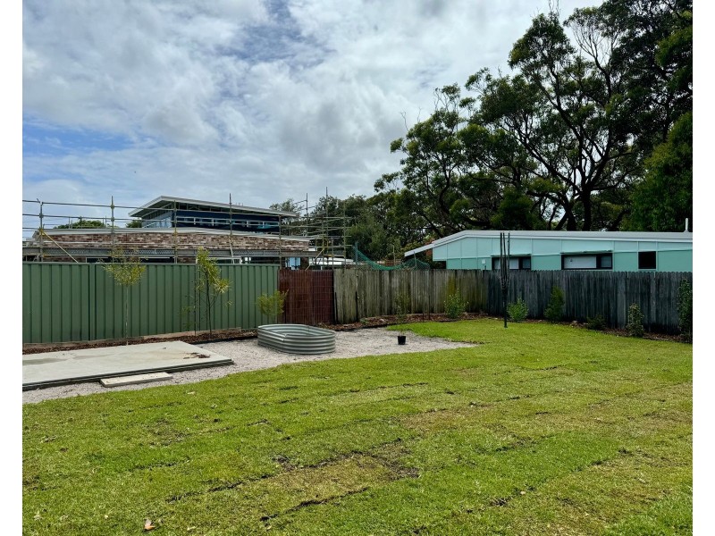 10 Peel Street, Currarong NSW 2540