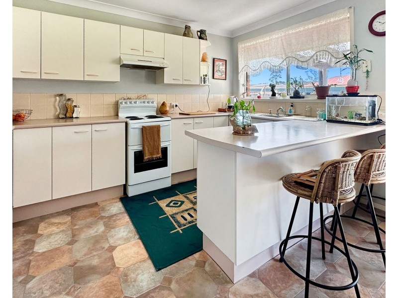12 Gowlland Crescent, Callala Bay NSW 2540