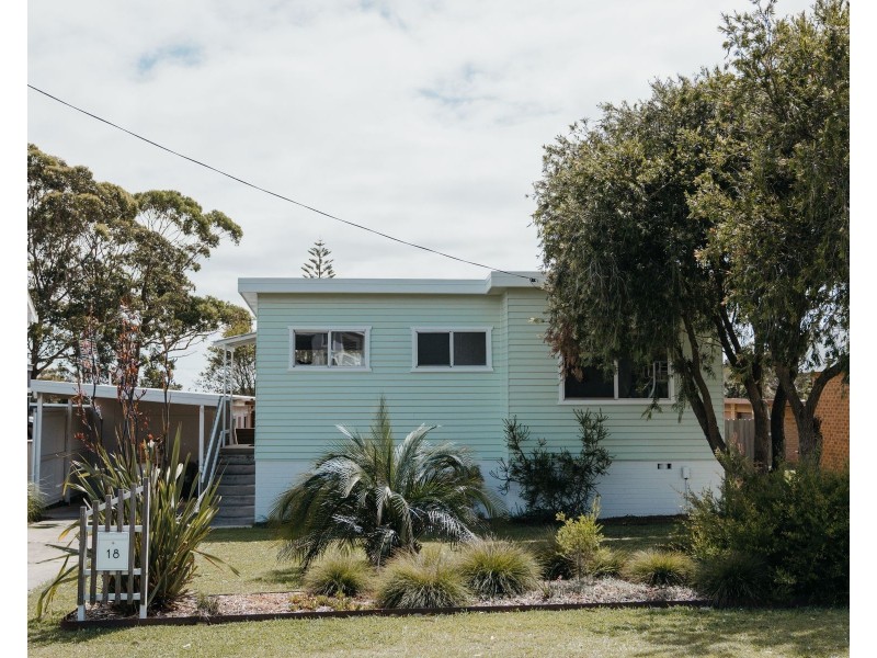 18 Broadview Avenue, Culburra Beach NSW 2540