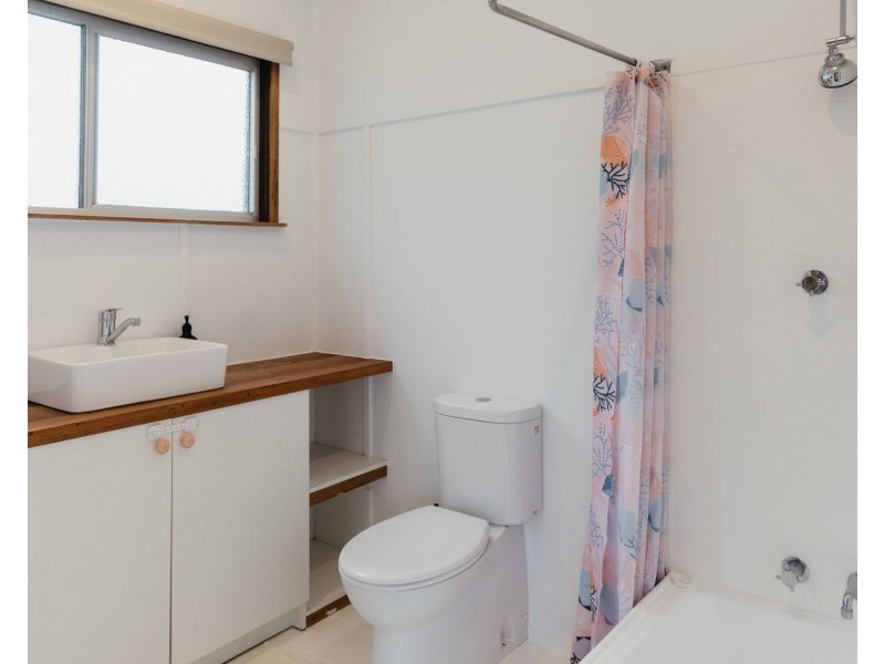 18 Broadview Avenue, Culburra Beach NSW 2540