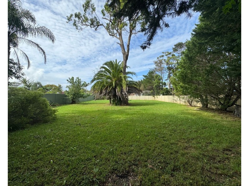 72 Emmett Street, Callala Bay NSW 2540
