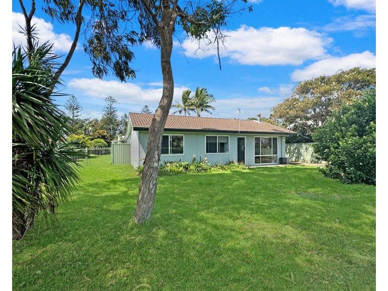 101 Greenbank Grove, Culburra Beach NSW 2540