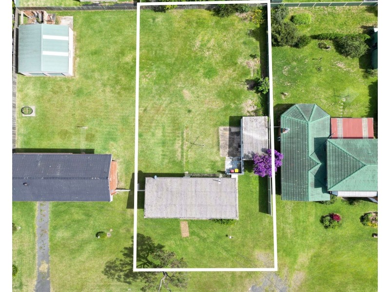 11 Orsova Parade, Orient Point NSW 2540
