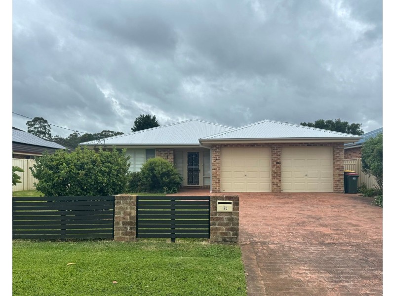 25 Emmett Street, Callala Bay NSW 2540