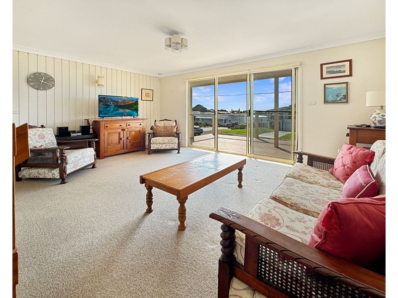 39 Broadview Avenue, Culburra Beach NSW 2540