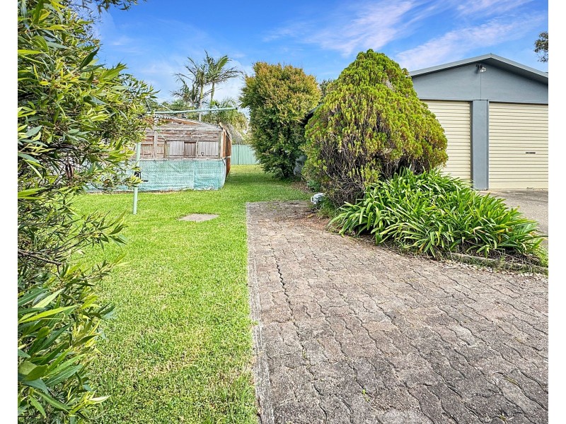 39 Broadview Avenue, Culburra Beach NSW 2540