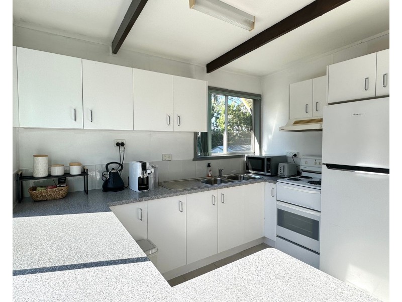 25 Addison Road, Culburra Beach NSW 2540