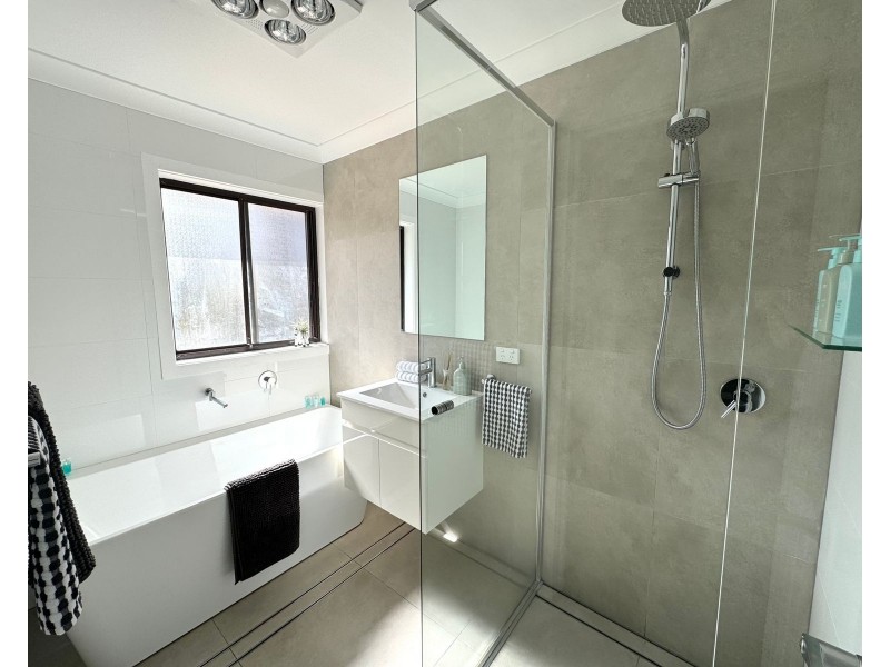 48 Osterley Avenue, Orient Point NSW 2540