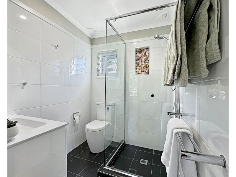 6 Mitchell Road, Callala Bay NSW 2540