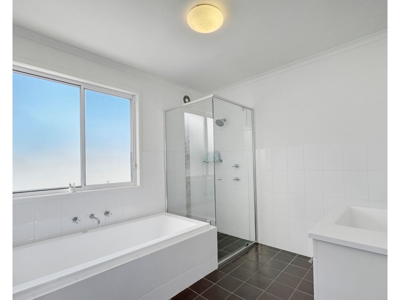 7 Sandlewood Cove, Callala Beach NSW 2540