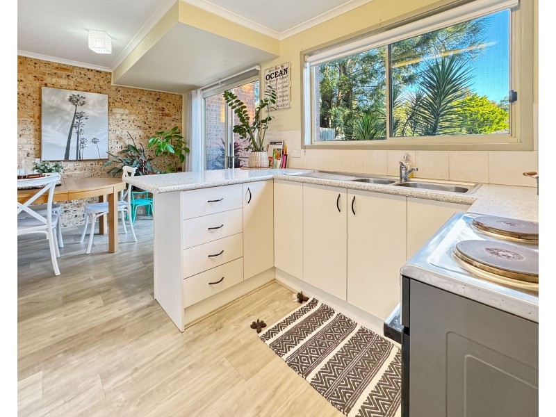 2/27 The Triangle, Culburra Beach NSW 2540