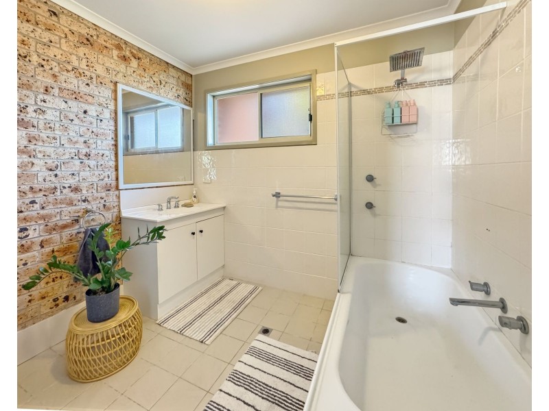 2/27 The Triangle, Culburra Beach NSW 2540