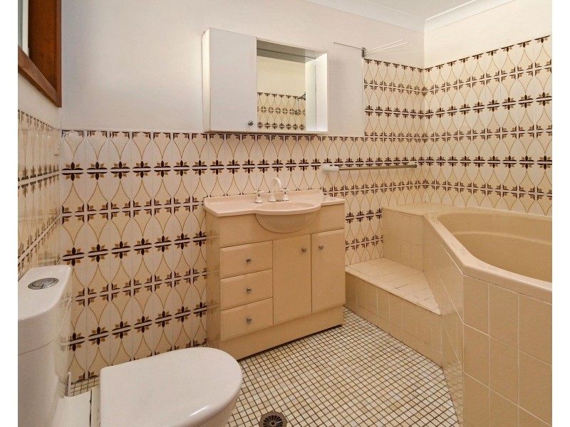 Unit 1/16 West Crescent, Culburra Beach NSW 2540