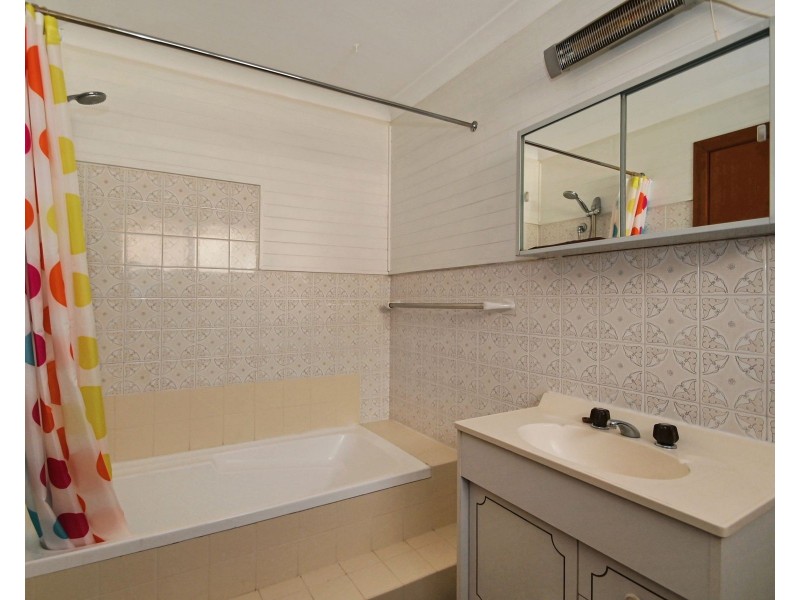Unit 1/16 West Crescent, Culburra Beach NSW 2540
