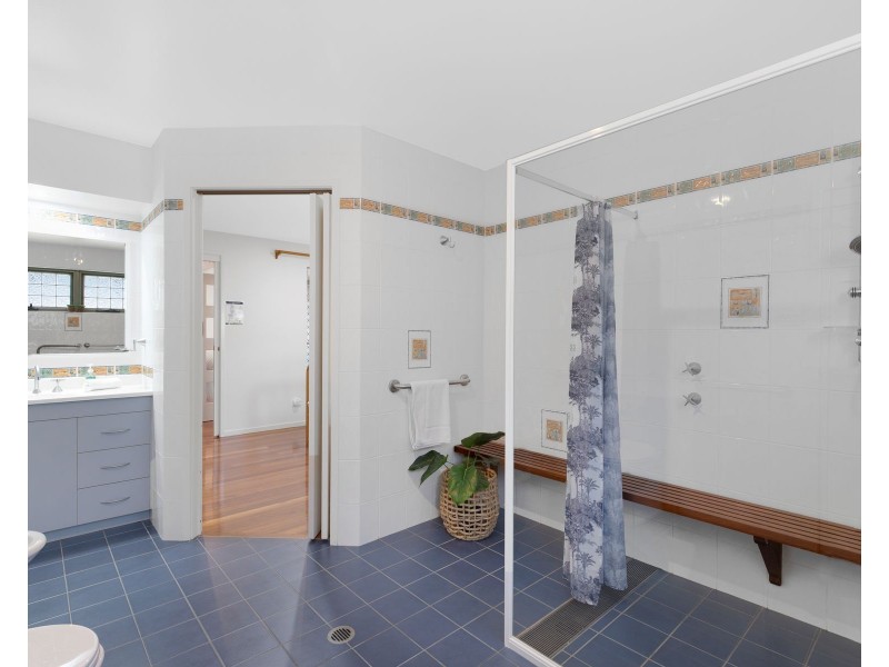 240 Penguins Head Road, Culburra Beach NSW 2540