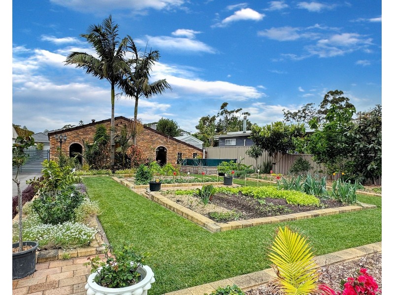 19 Queen Mary Street, Callala Beach NSW 2540
