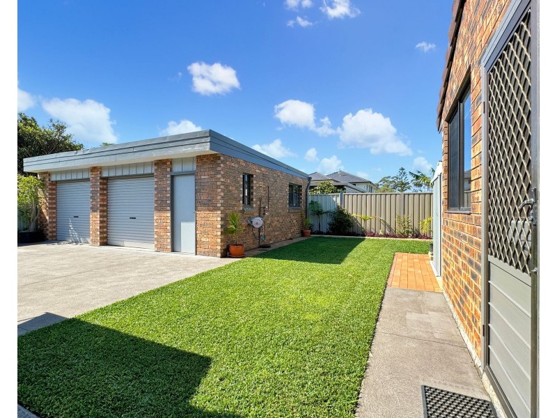 19 Queen Mary Street, Callala Beach NSW 2540