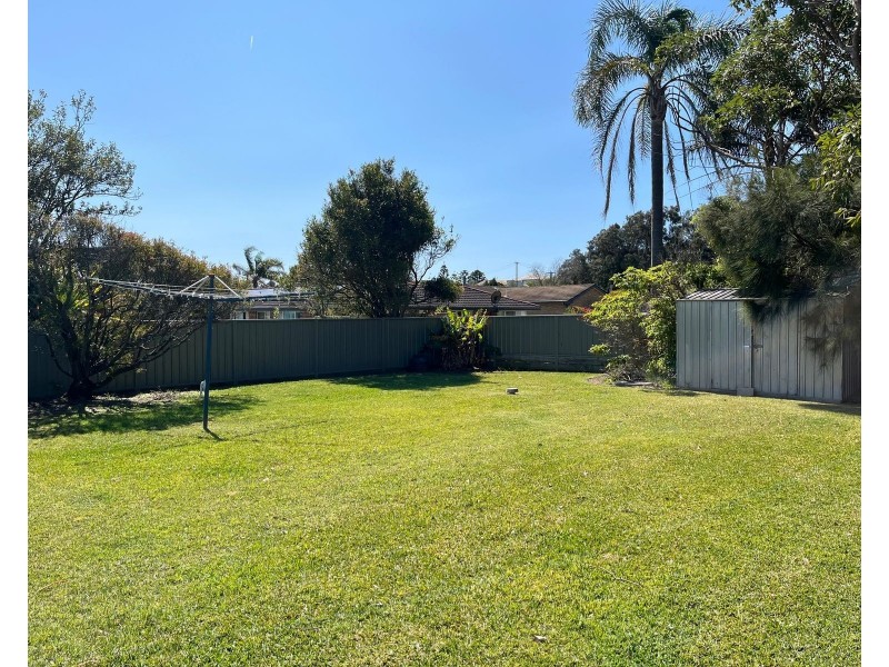 92 Prince Edward Avenue, Culburra Beach NSW 2540