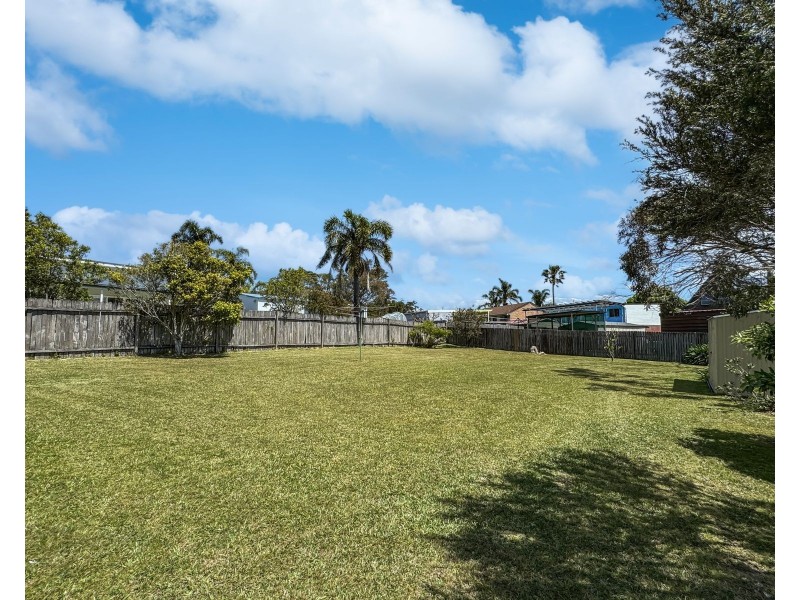 5 Broadview Avenue, Culburra Beach NSW 2540