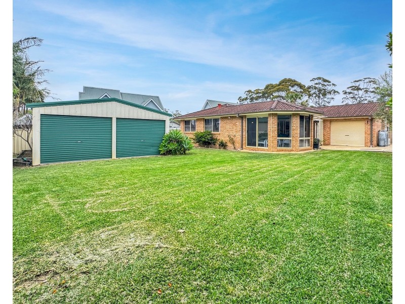 35 Hollingsworth Crescent, Callala Bay NSW 2540