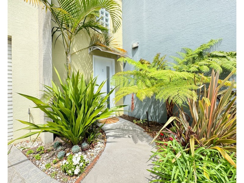 5/27E Gowlland Crescent, Callala Bay NSW 2540