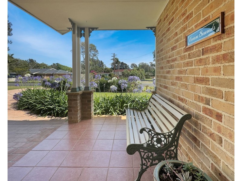 1 The Triangle, Culburra Beach NSW 2540
