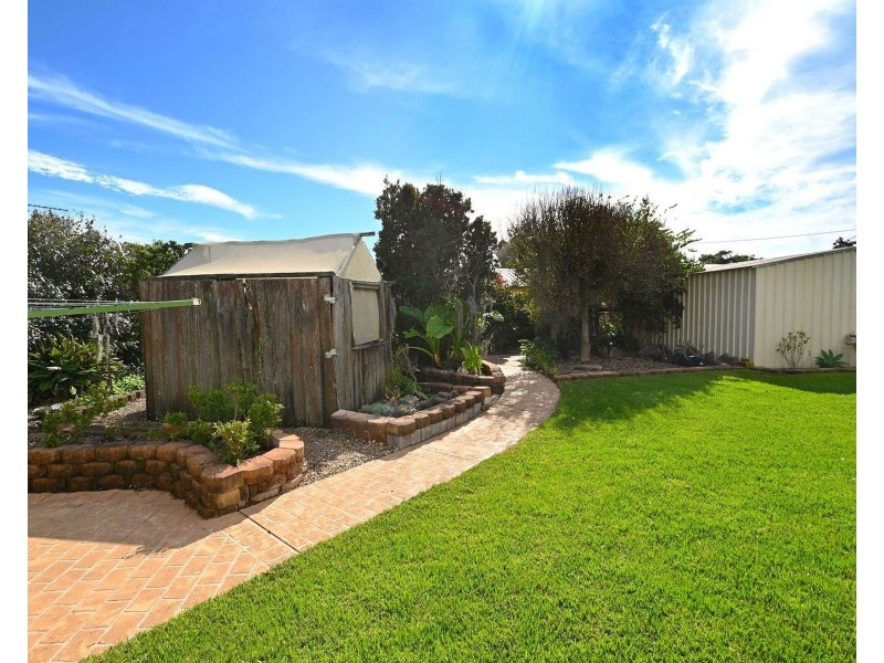 6 Penguin Heads Road, Culburra Beach NSW 2540