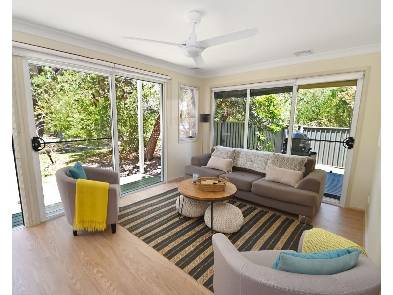 23 Caffery Circuit, Callala Beach NSW 2540