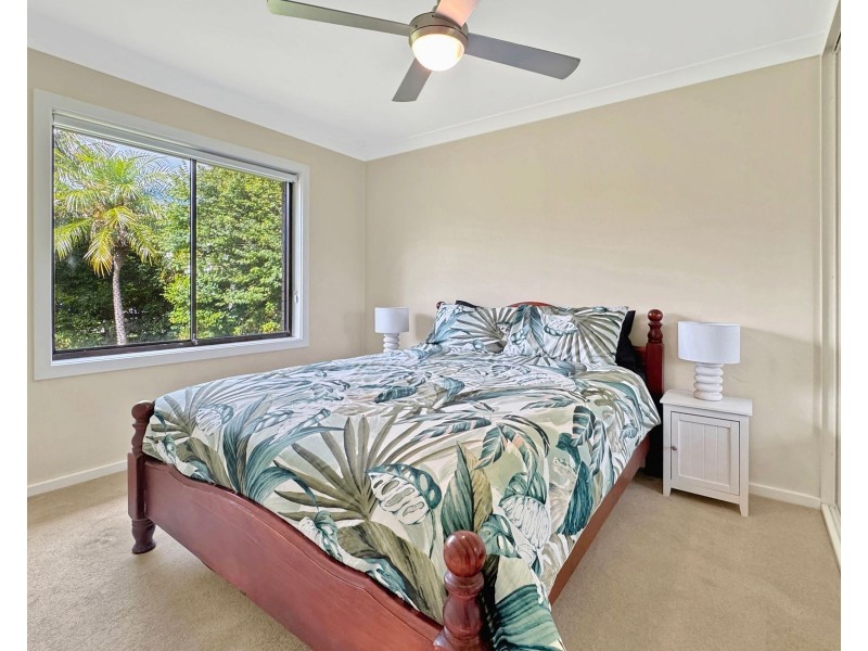 48 Osterley Avenue, Orient Point NSW 2540