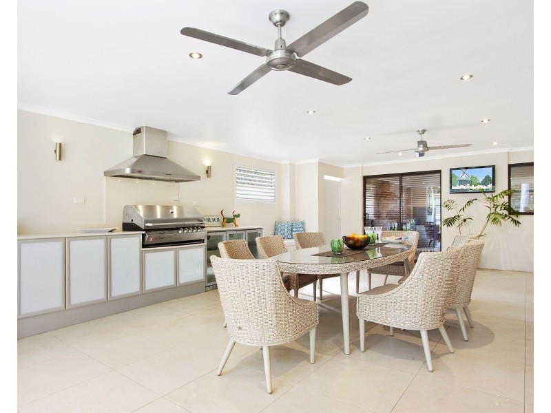 26 Queen Mary Street, Callala Beach NSW 2540