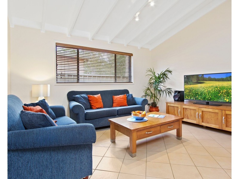 26 Queen Mary Street, Callala Beach NSW 2540