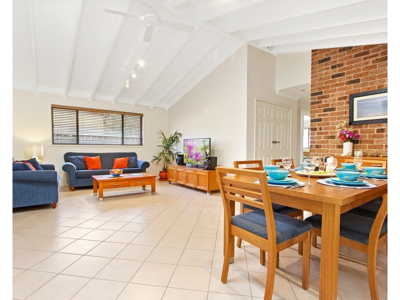 26 Queen Mary Street, Callala Beach NSW 2540