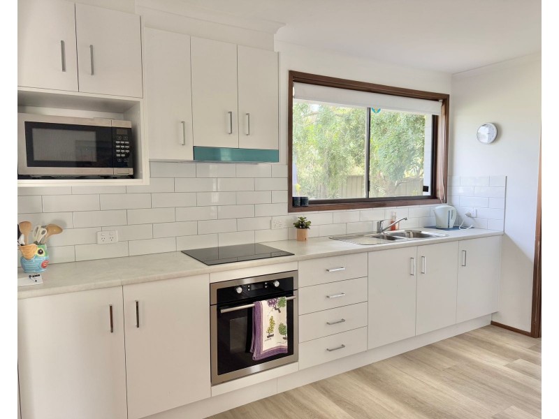 63 Roskell Road, Callala Beach NSW 2540