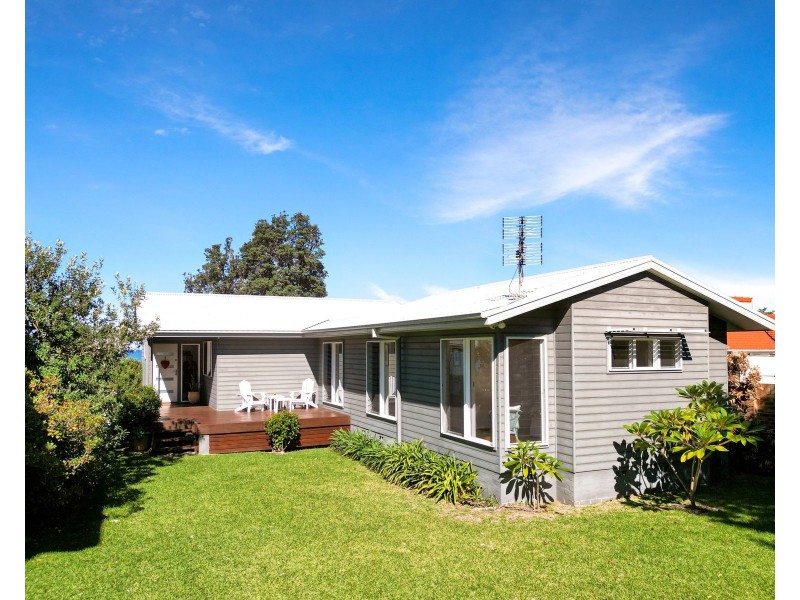 9 Quay Road, Callala Beach NSW 2540