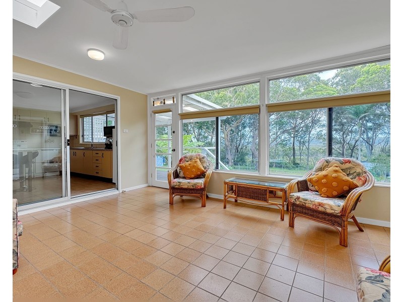 85 Osterley Avenue, Orient Point NSW 2540