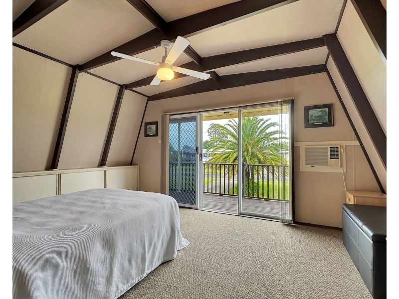 85 Osterley Avenue, Orient Point NSW 2540