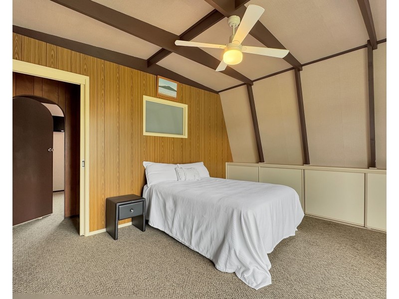 85 Osterley Avenue, Orient Point NSW 2540