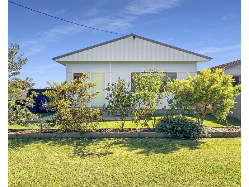 43 The Lake Circuit, Culburra Beach NSW 2540