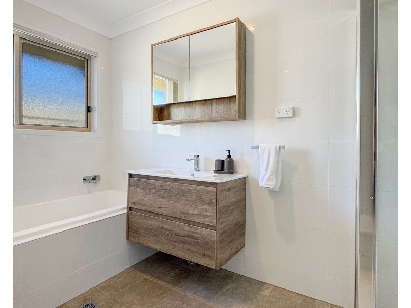 2/104-108 The Lake Circuit, Culburra Beach NSW 2540