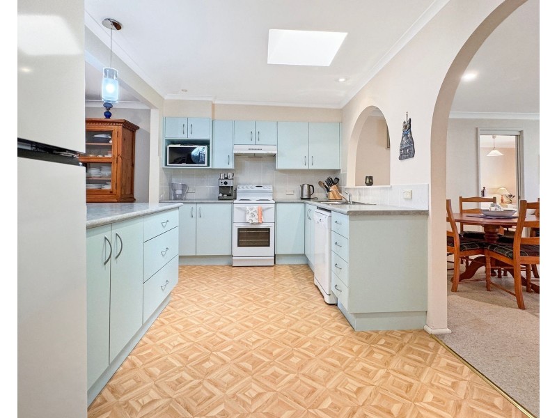 4 Chapman Street, Callala Bay NSW 2540